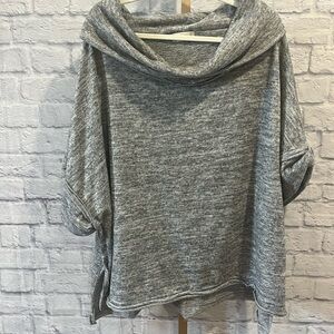 Alter'd State Cowl Neck Top size large gray short sleeve oversized pull over